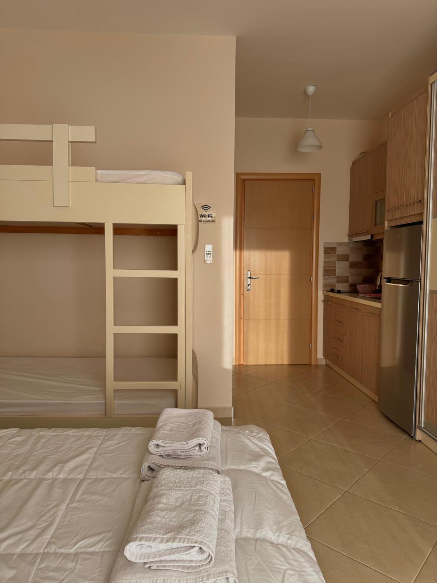 Vila Majola Sarandë Exteriör bild