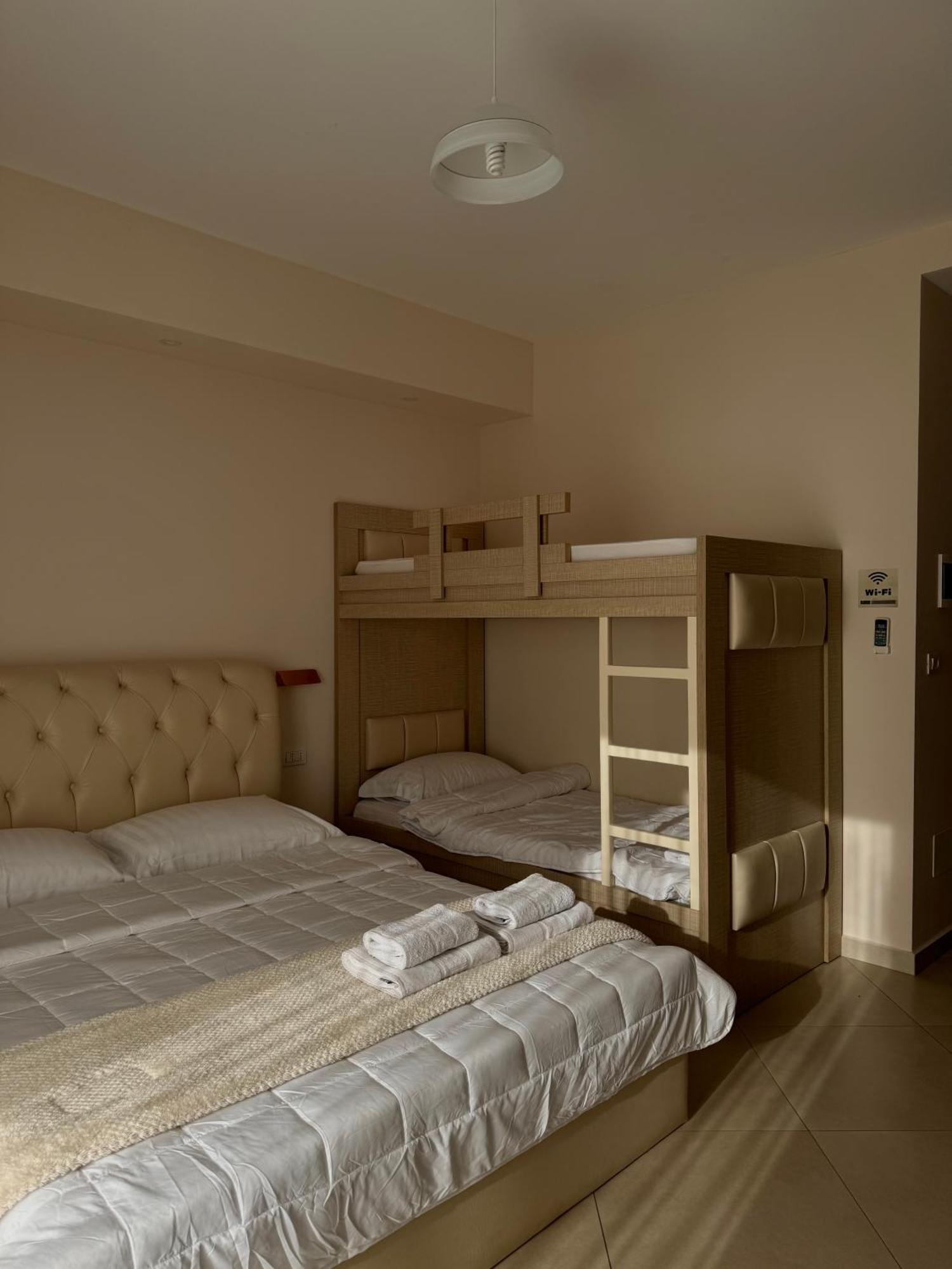 Vila Majola Sarandë Exteriör bild