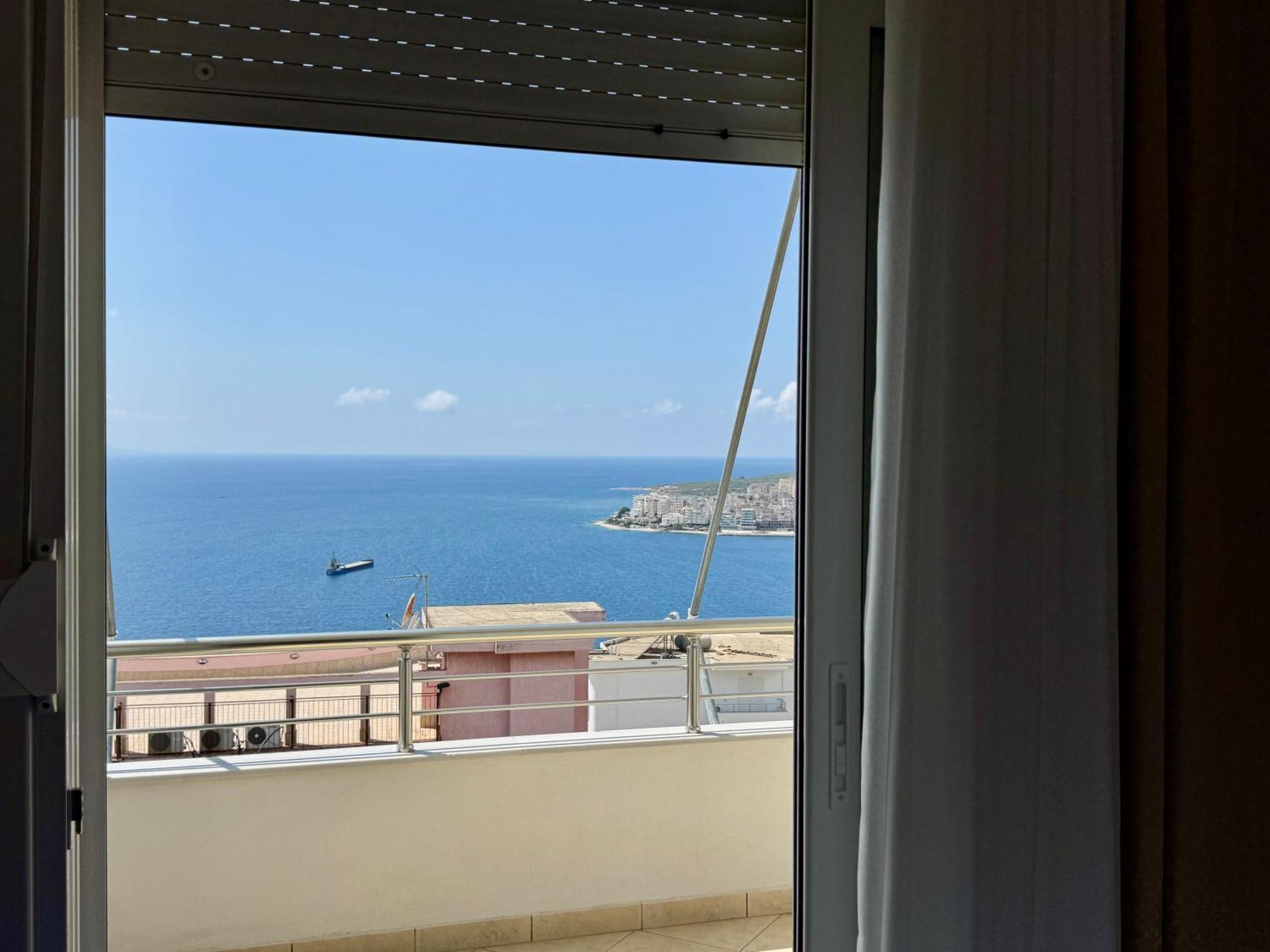 Vila Majola Sarandë Exteriör bild